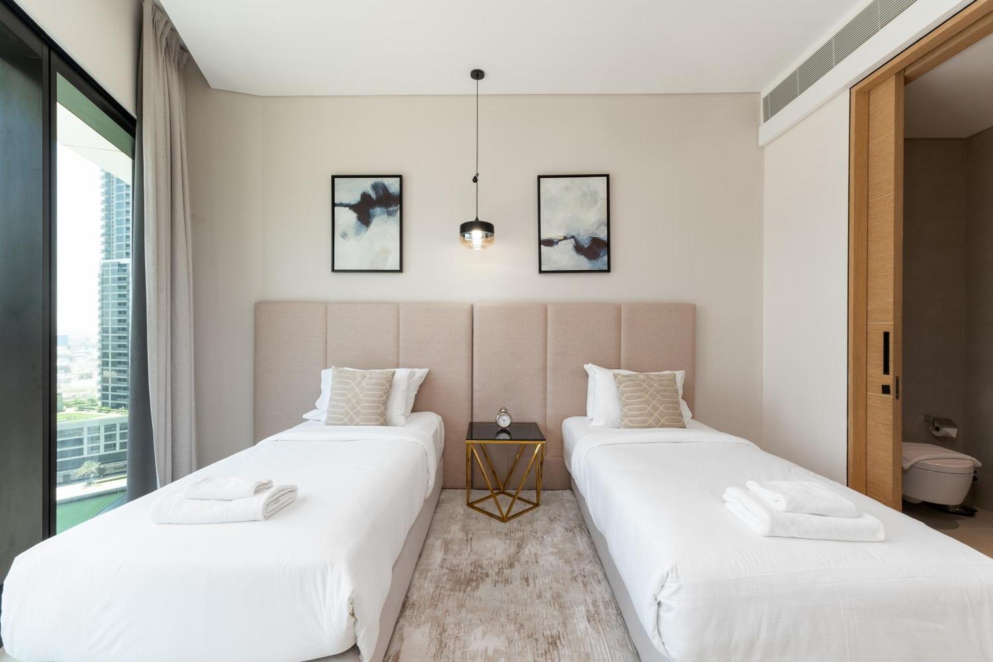 Address Jbr With Sea View & Maid - Mint *